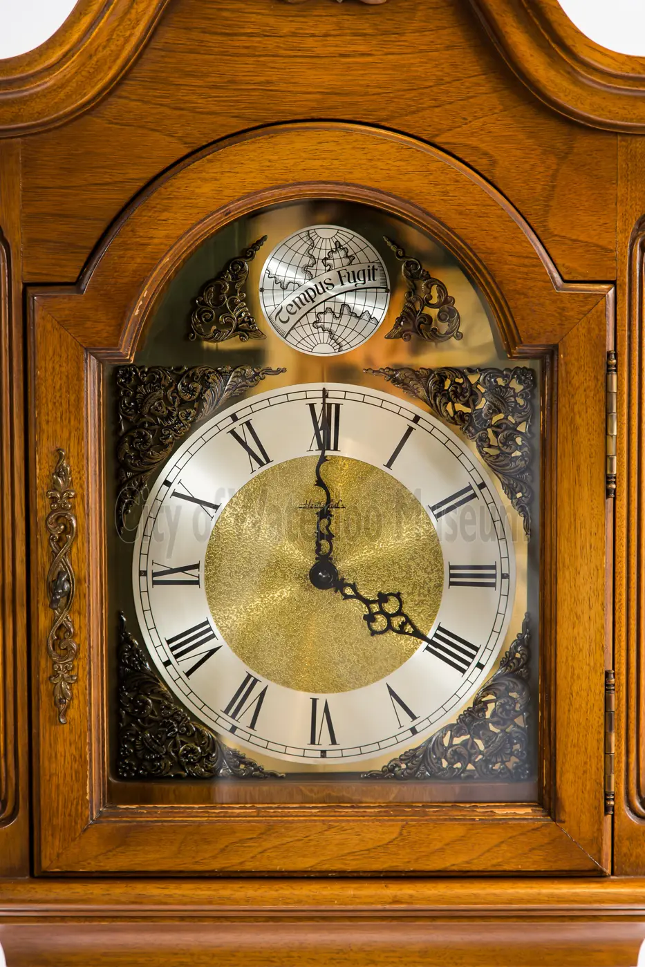 Hentschel Grandmother Clock