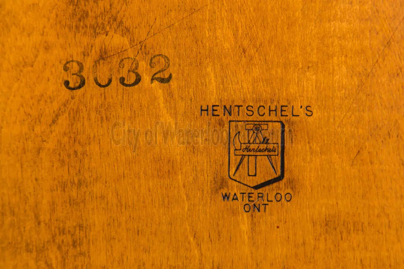 Hentschel Grandmother Clock