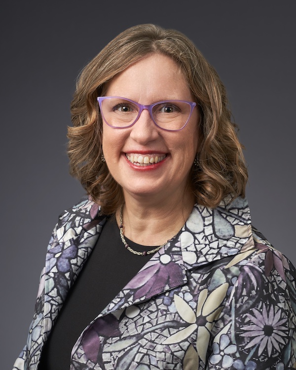 Headshot of Mayor Dorothy McCabe