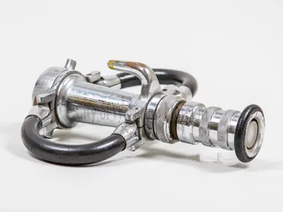 Fog Nozzle silver with two handles laying down