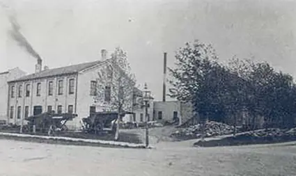 Black and white image of Buehler Foundry exterior